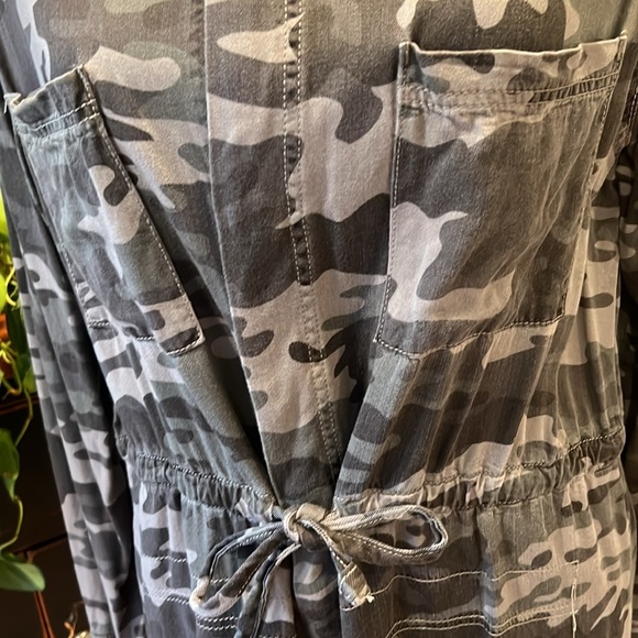 Knox Rose camo top/jacket - Picture 5 of 8